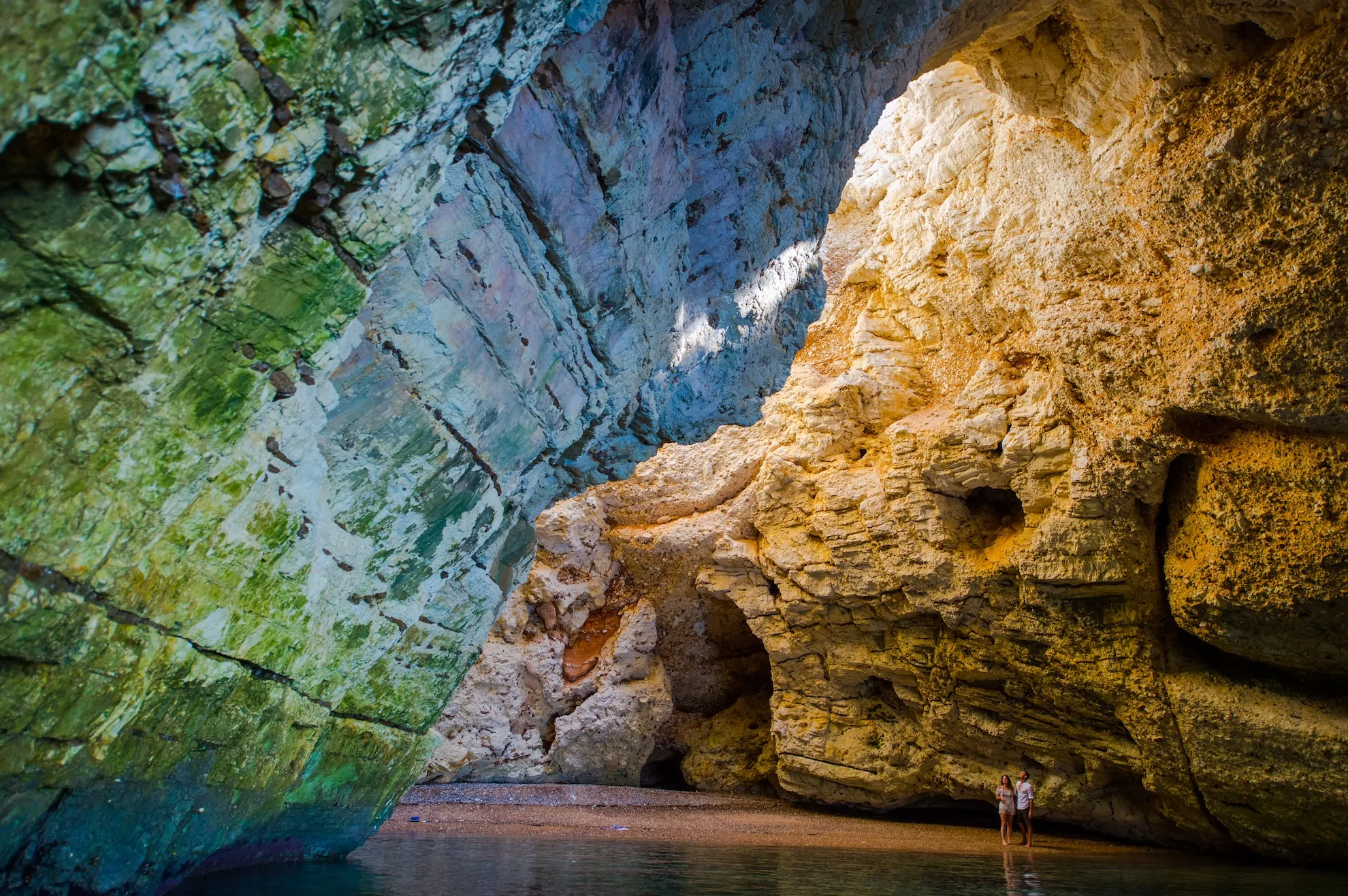ESCURSIONE ALLE GROTTE MARINE